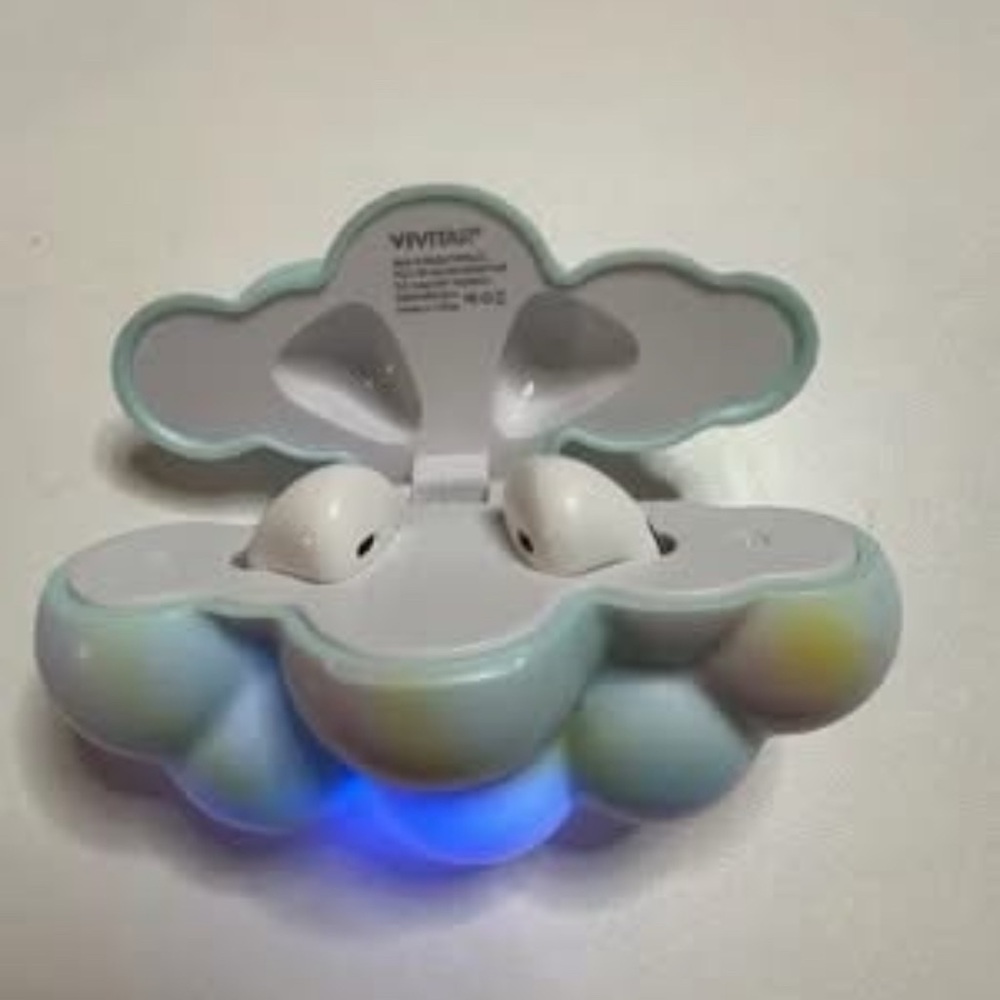 Vivitar Cloud-Shaped Wireless Earbuds